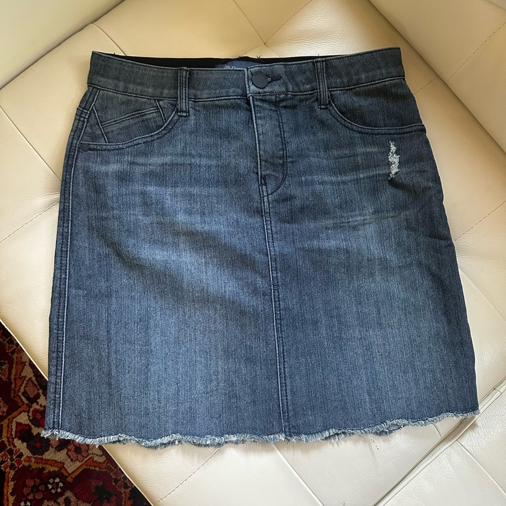 Democracy “Ab”solution Sz4 Denim Skirt, NWT